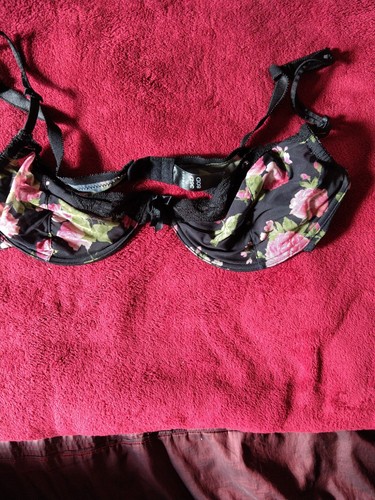 Size 36d flowery underwired - 36d,