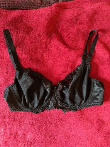 Size 36d black with - black, lace