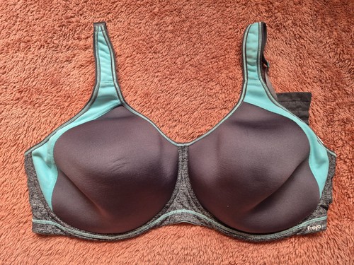 Preloved sports bra size 40f - preloved,